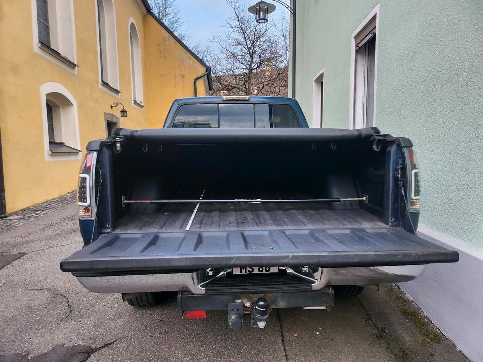 Chevrolet Silverado K1500 5,7l V8 in Erbendorf