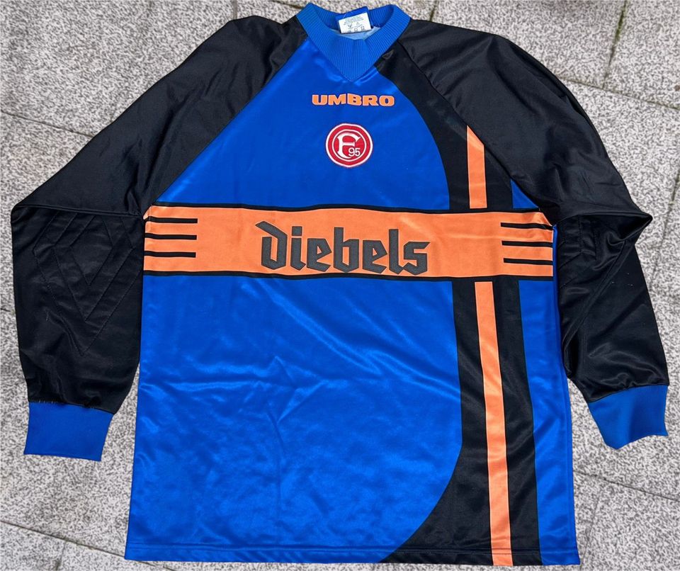 Original UMBRO Torwart Trikot Fortuna Düsseldorf DIEBELS Gr. XL in Düsseldorf