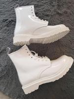 DR MARTENS 1460 MONO LACK GR: 39 NEU Friedrichshain-Kreuzberg - Friedrichshain Vorschau