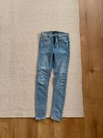 Jeans Zara Damen Röhrenjeans Gr.S Hose lang Hessen - Volkmarsen Vorschau