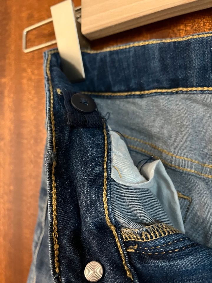 Jeans Skinny Used-Look Gr. 146 10 Jahre in Norderstedt