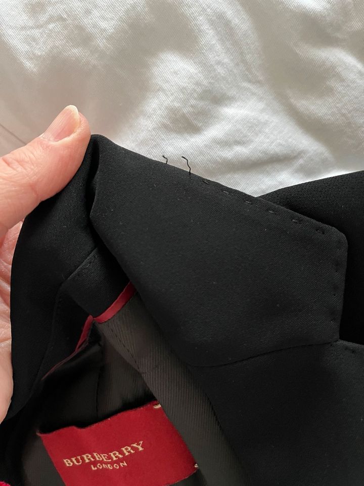 Burberry Blazer Schwarz 42 Novacheck Futter Logo Knöpfe in Wildau