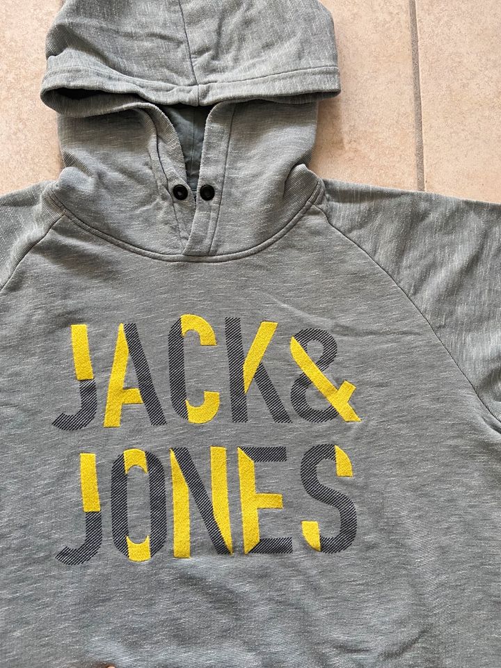 Kapuzenpullover * Gr. L * Jack&Jones in Fulda