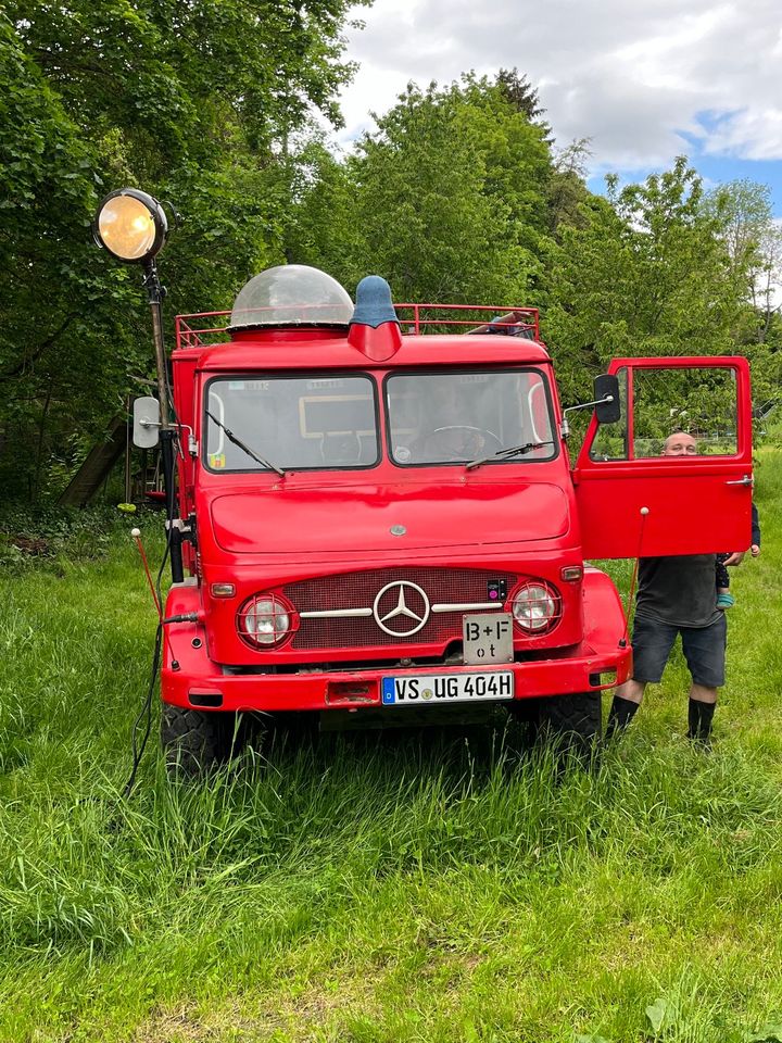 Unimog 404S 5sitzig Autogas H-Kennzeichen Führerschein B in Donaueschingen