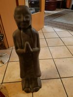 betender Mönch Standfigur groß (ggf. Buddha?) aus Ton Nordrhein-Westfalen - Bergisch Gladbach Vorschau