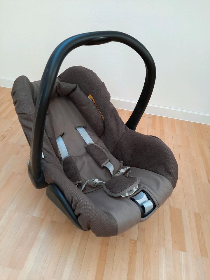 Maxi Cosi Citi Babyschale in Eggingen