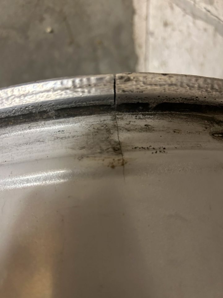 Verkaufe VW Alufelgen 5x112 in Züssow