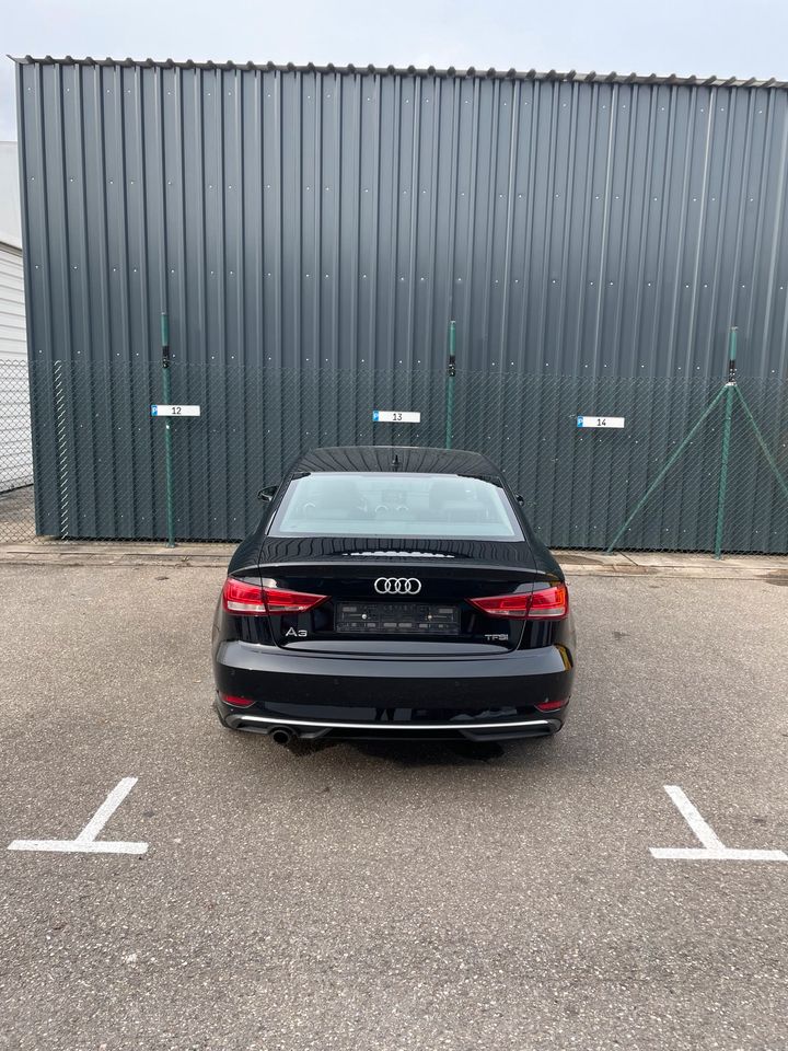 Audi A3 S tronic Sport in Neu Ulm