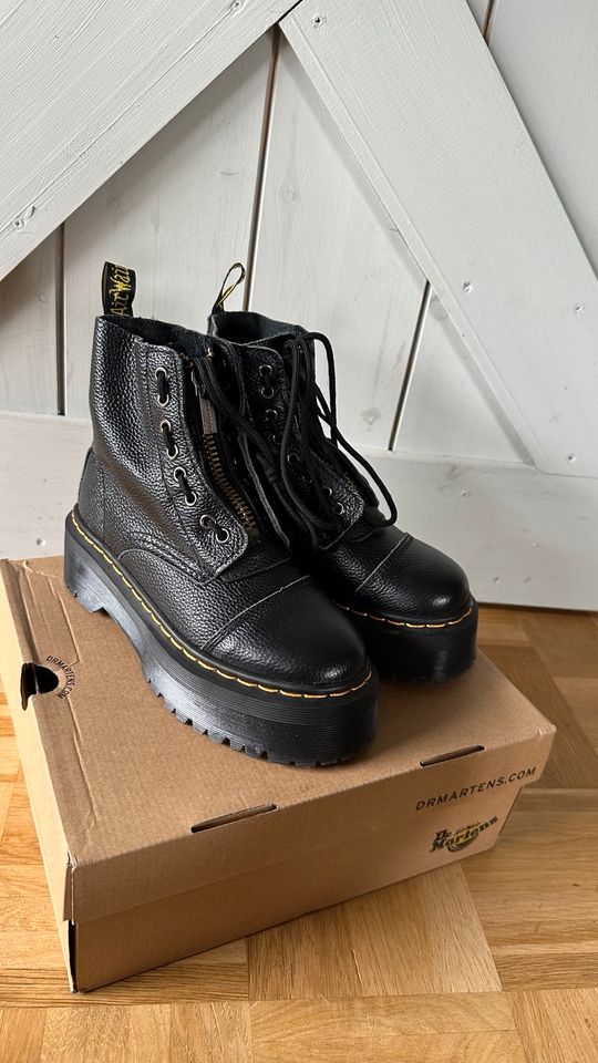 Dr. Martens Sinclair Gr.39 Nappaleder *NEU OVP* in Mülheim (Ruhr)