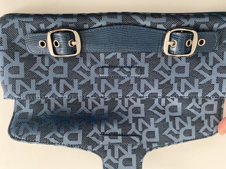 DKNY Clutch Neu! in Schleiden