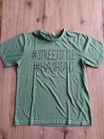 Yigga T-Shirt Gr. 158/164 Grün Niedersachsen - Esens Vorschau