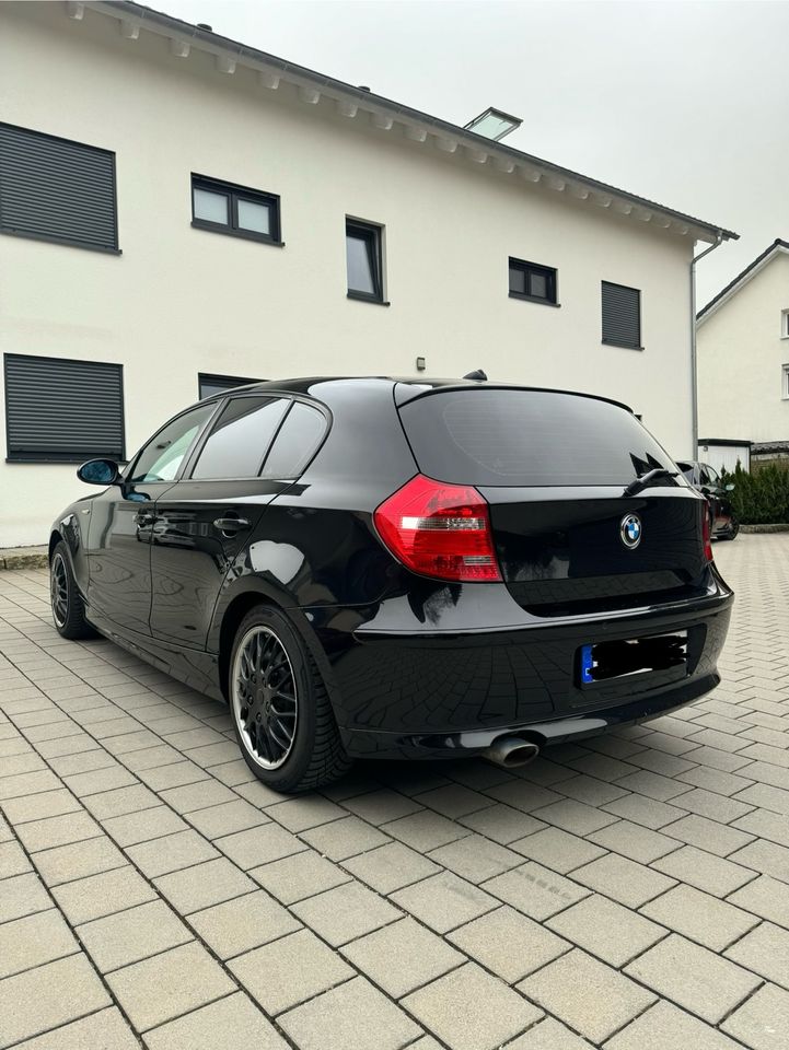118d BMW zu verkaufen//Schiebedach//Navi//Vollausstattung in Wangen im Allgäu