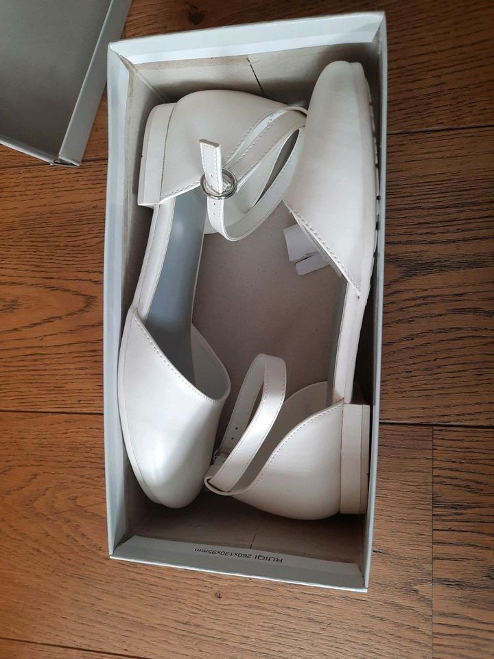 Schuhe Kommunion Mädchen Gr 36 NEU Hochzeit Taufe weiß in Wiggensbach