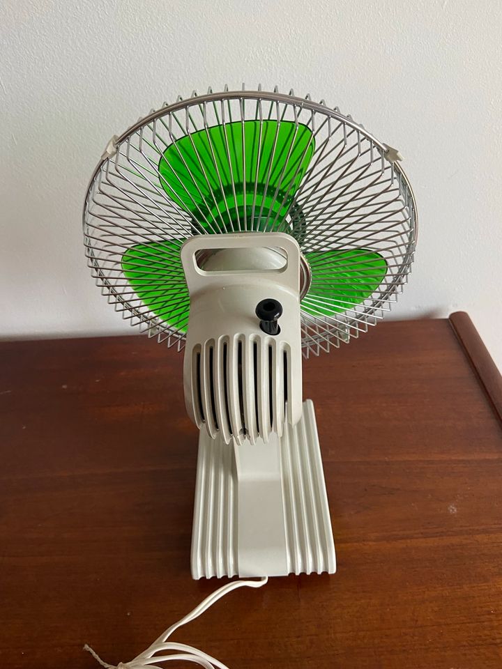 Ventilator 70er Jahre grün, Helios made in Germanyv Vintage in Adendorf