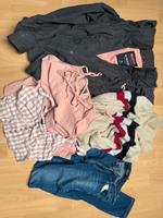 Klamottenpaket Größe M Hollister, Jeans, Crop Top Niedersachsen - Adelheidsdorf Vorschau
