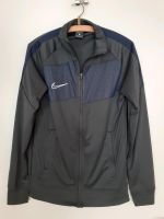 Neuwertig * Nike Sportjacke Gr. S Rostock - Markgrafenheide Vorschau