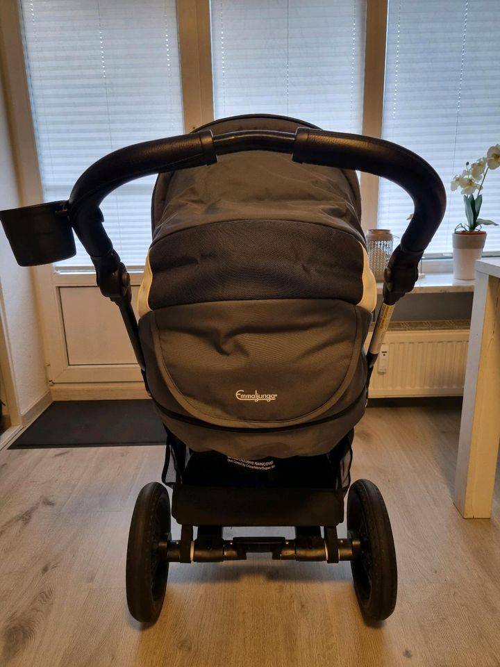 Emmaljunga Kinderwagen für Baby und Kleinkind in Norderstedt