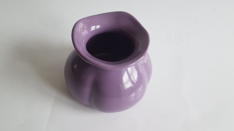 Dek Vase violett klein in Rudolstadt