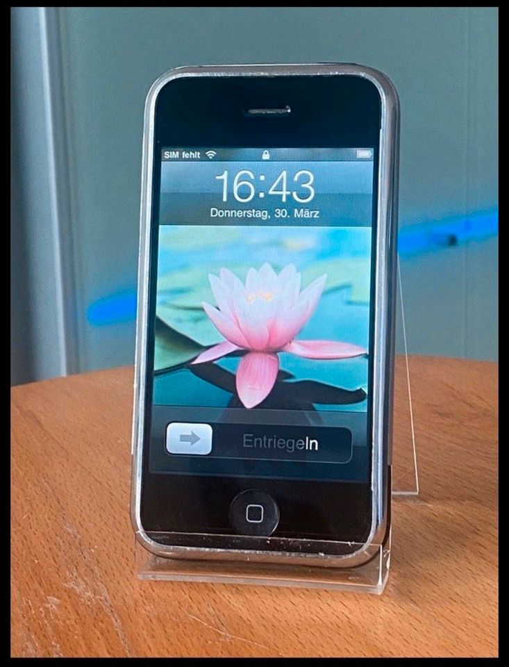 Apple iPhone 2G 8GB in Hemer