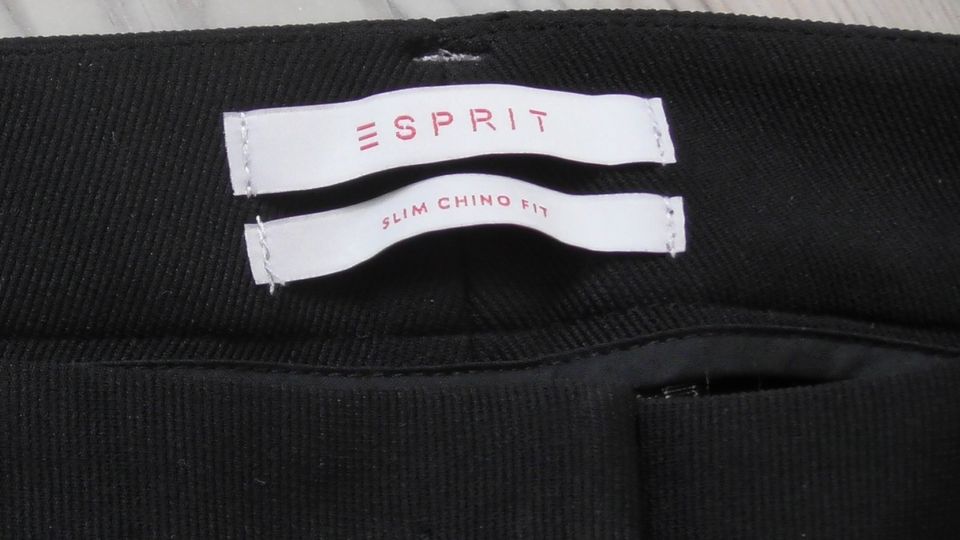 ESPRIT Hose Gr.34 ( wie 36 ) silberfarben mit Streifen in Groitzsch