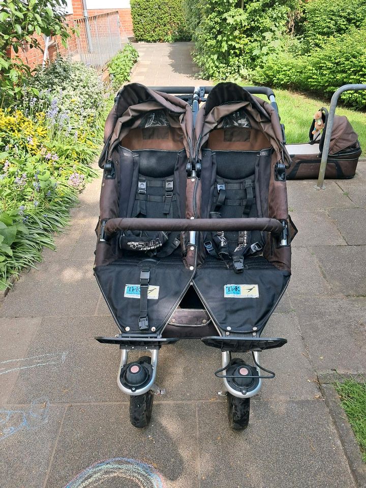 Kinderwagen Geschwisterwagen TFK | Sportsitze + Babywanne in Bremen