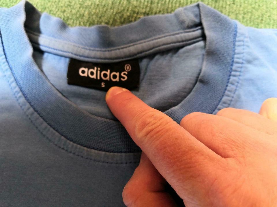 Adidas, T-shirt, Gr. M, blau in Dresden