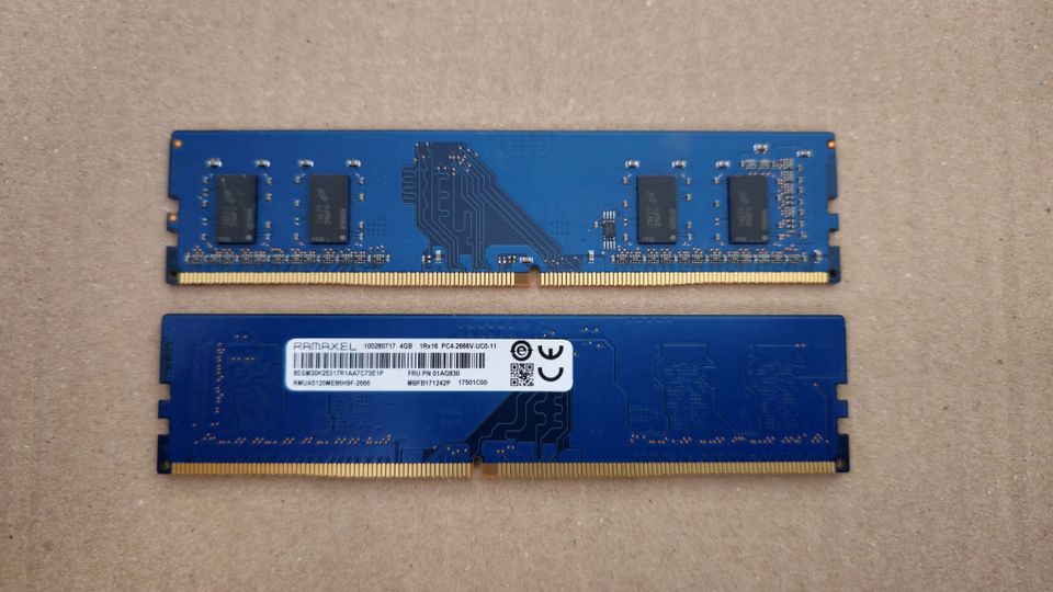 RAM Arbeitsspeicher 8GB DDR4 - 2x4GB - PC4-2666V in Schorndorf