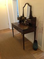Antiker Schreibtisch mit Spiegelaufsatz 19 Jahrh. +4 Schublade Hannover - Linden-Limmer Vorschau