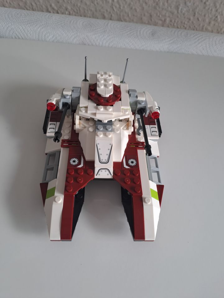 Lego Star Wars 75182 - Republic Fighter Tank in Solingen