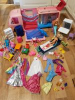 Barbiewohnmobil mit Puppen und Zubehör Pankow - Prenzlauer Berg Vorschau