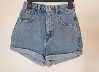H&M Damen Jeans Shorts kurze Hose Hotpants Gr. 34 Bayern - Bayreuth Vorschau