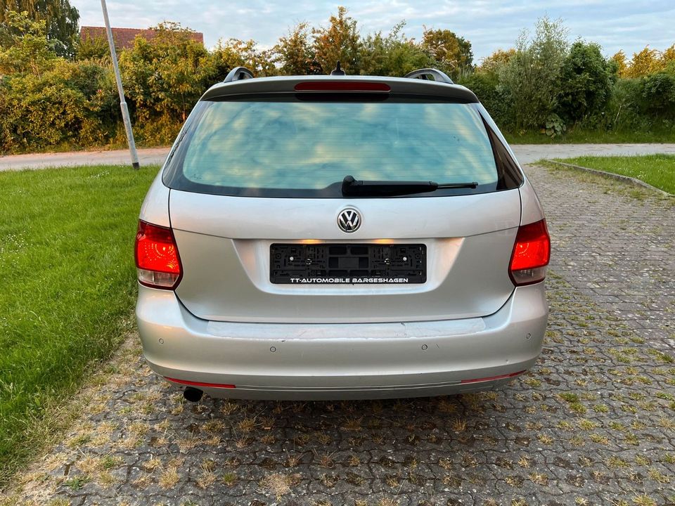 Volkswagen Golf VI Variant Comfortline BlueMotion*TÜV NEU* in Bargeshagen