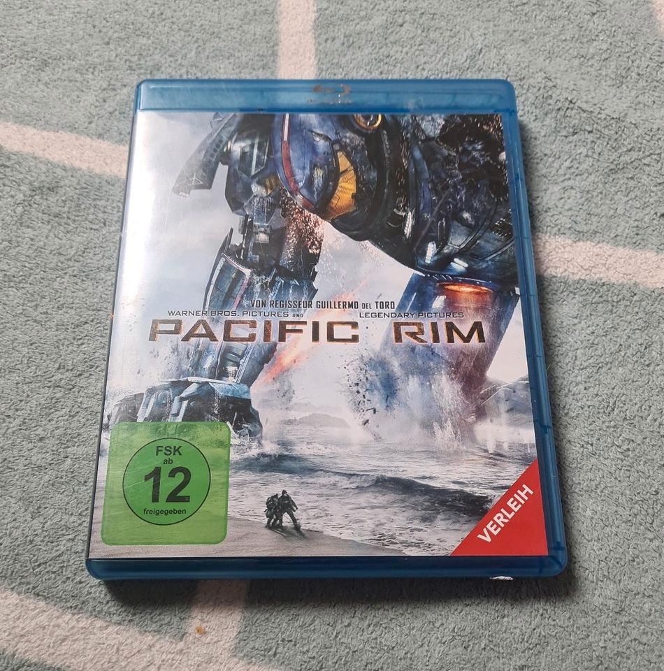 Pacific Rim - Blu-ray in Blender
