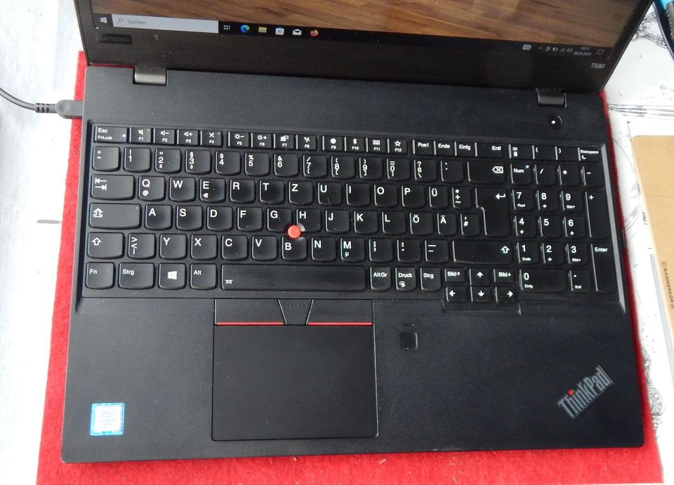 Lenovo ThinkPad T580 /i7-8650U /16GB DDR4 /512GB M.2 SSD /FullHD in Siegen