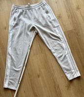 " ADIDAS Damen - Jogginghose - Gr. L - sehr helles Grau Schleswig-Holstein - Norderstedt Vorschau