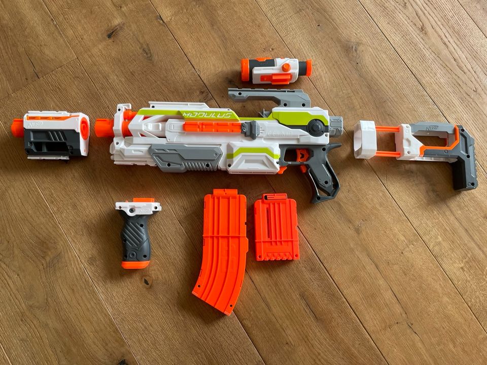 Nerf Modulus, viel Zubehör, Zielrohr, etc. in Nordrhein-Westfalen - Neuss |  Weitere Spielzeug günstig kaufen, gebraucht oder neu | eBay Kleinanzeigen  ist jetzt Kleinanzeigen