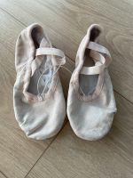 Ballettschuhe v. Tanzmuster Leder Größe 31 Nordrhein-Westfalen - Detmold Vorschau