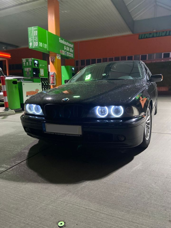 5er BMW E39, schwarz in Fulda
