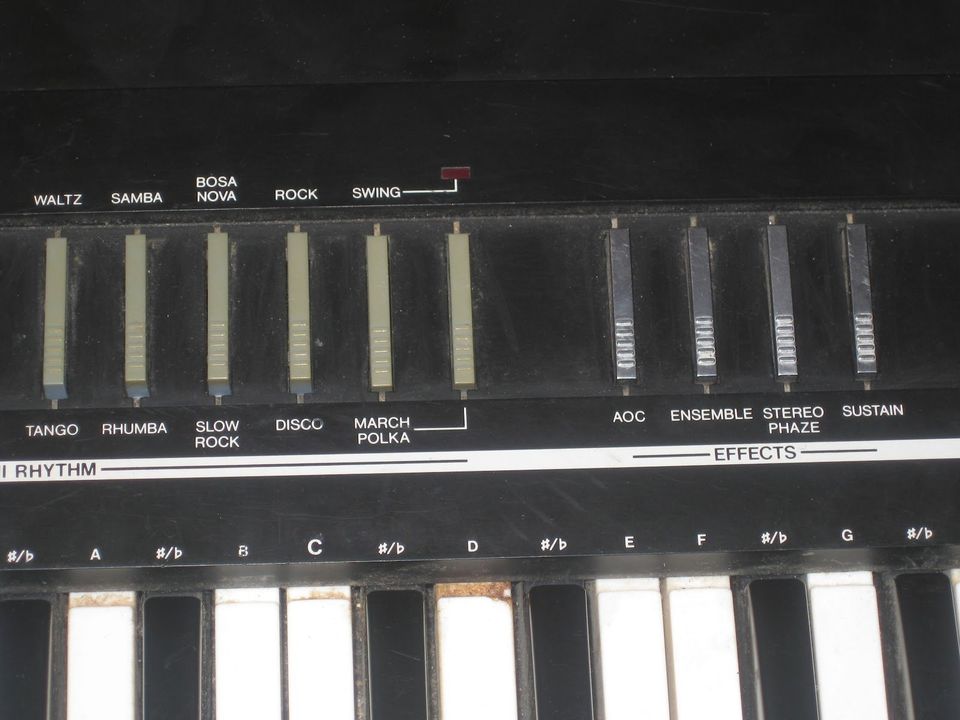 JVC Stereo Keyboard KB-500 in Nassau