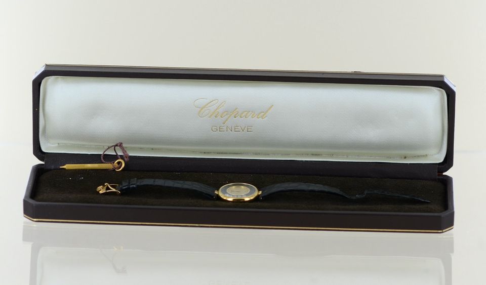 Chopard Happy Diamonds 4056 Quarz 24mm Damen 18k Gold in Erkrath