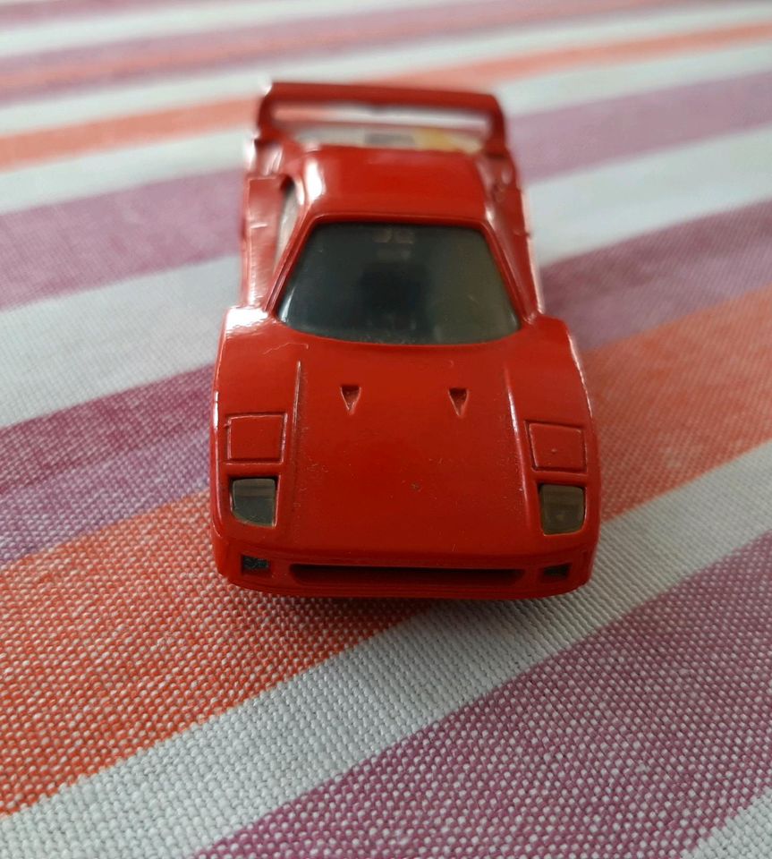 SIKU FERRARI F40 MODELLAUTO in Flensburg