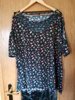 Shirt Damen Größe 4XL 48 neuwertig schwarz Blumen Thüringen - Hermsdorf Vorschau