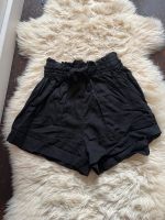 H&M shorts schwarz Düsseldorf - Bilk Vorschau