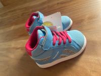 Reebok Kinderschuhe Größe 19,5 - Neu Niedersachsen - Neu Wulmstorf Vorschau