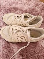 New Balance 500 Turnschuhe beige Gr. 37,5 Brandenburg - Schönefeld Vorschau