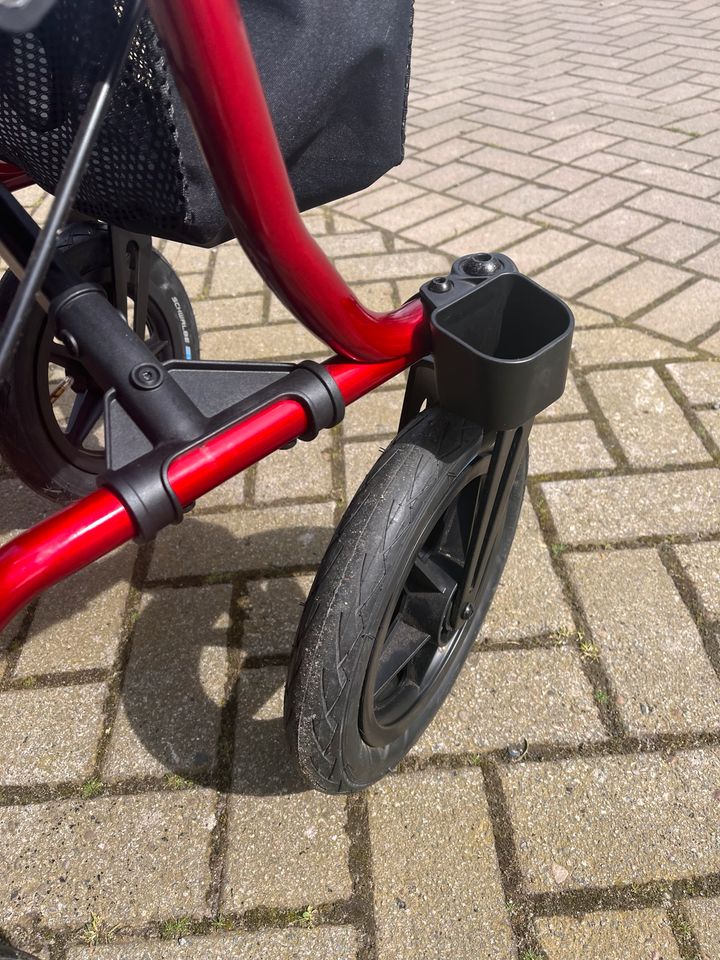 Rollator (wie neu) in Oldenburg