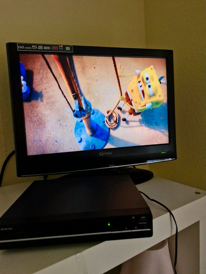 FUNAI TV Gerät mit Fernbedienung Fernseher in Schwelm