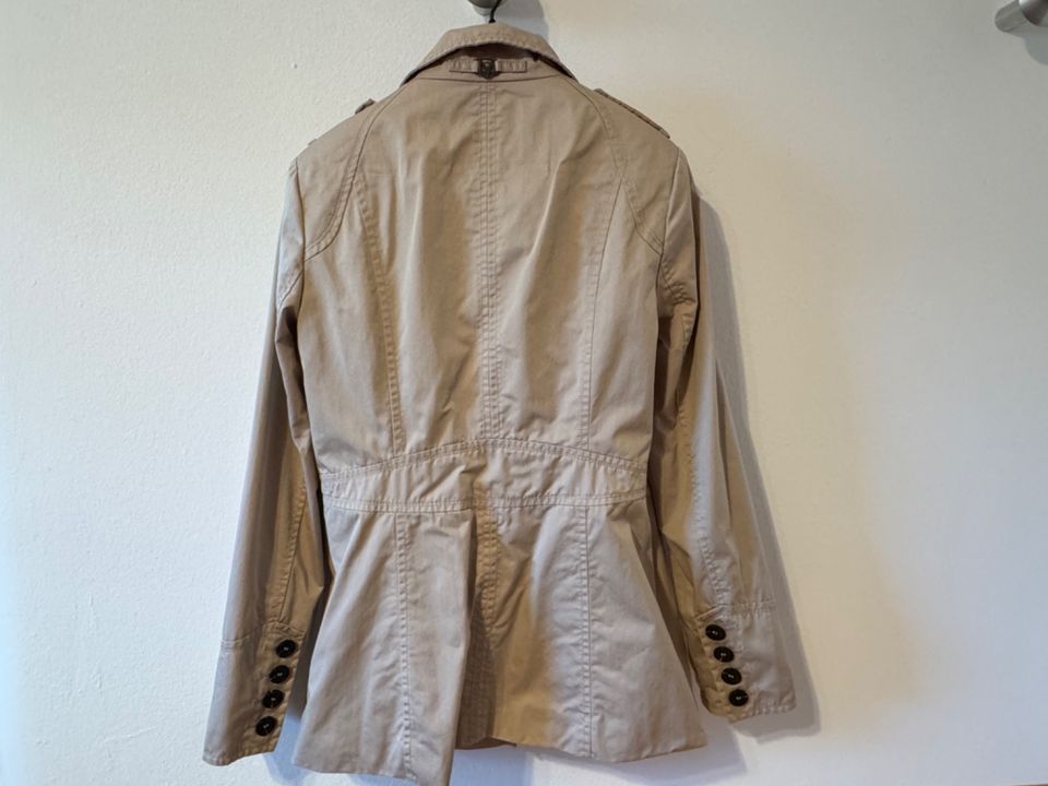 Fuchs Schmitt Damenjacke Sommer beige Größe 36 in Laatzen