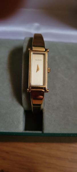 Traumhafte Gucci Damenuhr Spangenuhr Swiss 100% Original in Gold in  Duisburg - Duisburg-Süd | eBay Kleinanzeigen ist jetzt Kleinanzeigen