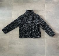 Jacke mit schwarz-weißem Muster Baden-Württemberg - Sindelfingen Vorschau